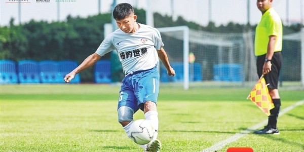 fb体育APP-海南周刊 | 五十六岁的陆忆凯：足球相伴一辈子