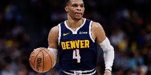 fb体育-背靠背鏖战78分钟！马龙：威少不会因有人缺阵就不打 那不是其DNA