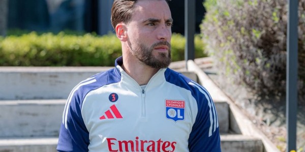 fb体育APP-罗马诺：塔利亚菲科拒绝多份报价，选择与里昂续约至2027年